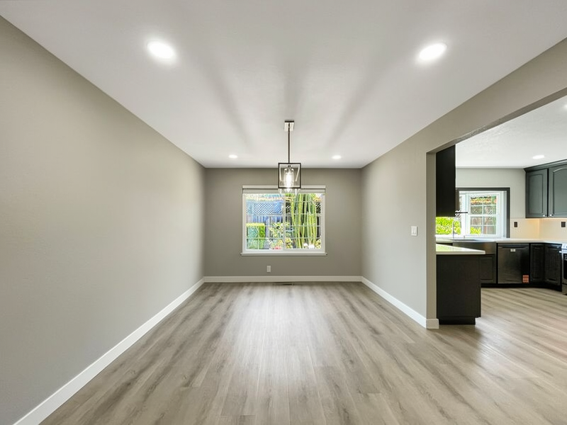 1806 Blackmore Ct - Photo 5 of 13