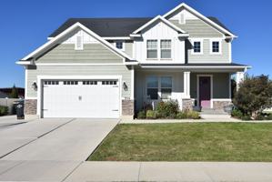 featured image of 956 W Academy Dr