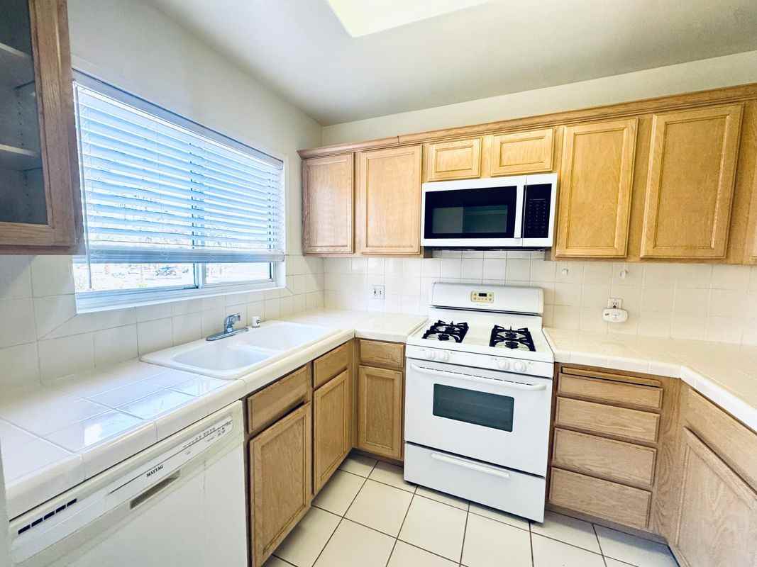757 Ocean Ave ##105 - Photo 5 of 13