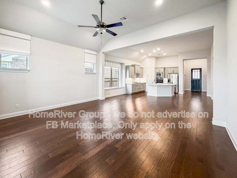 20809 Grandala Ct - Photo 4 of 22