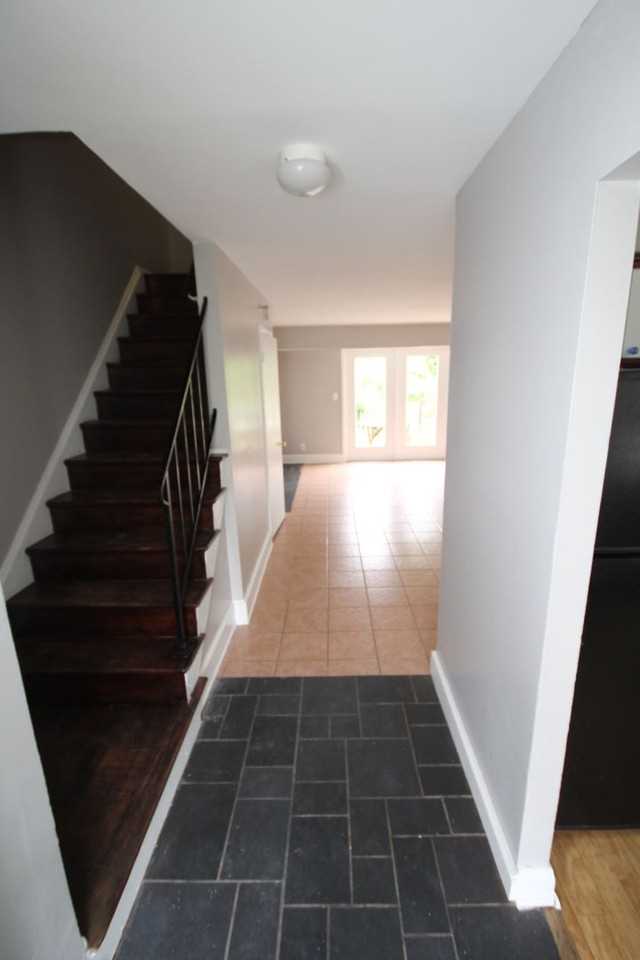 328 Sweet Briar Ct - Photo 2 of 16