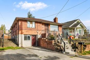 featured image of 4610 S Holden St