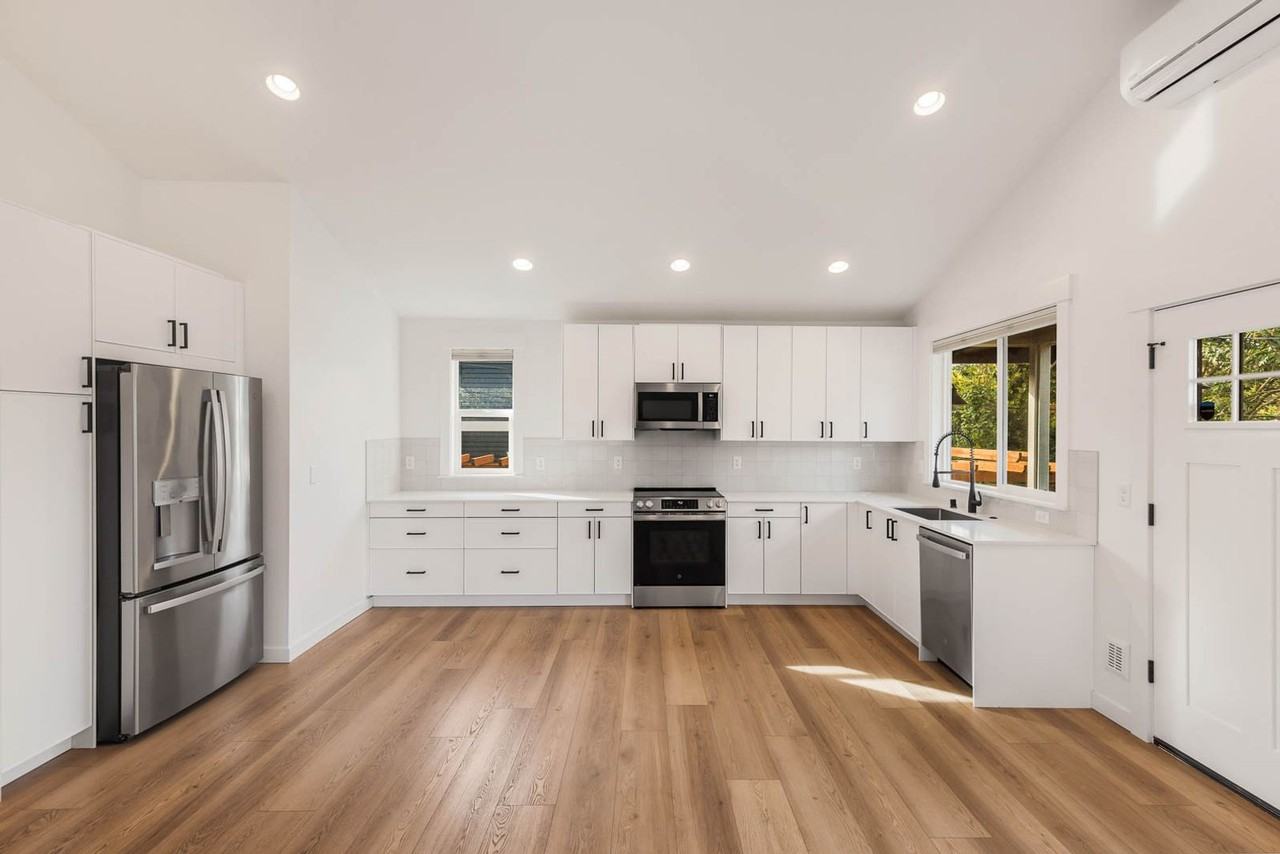 7314 18th Ave Nw - Photo 6 of 18