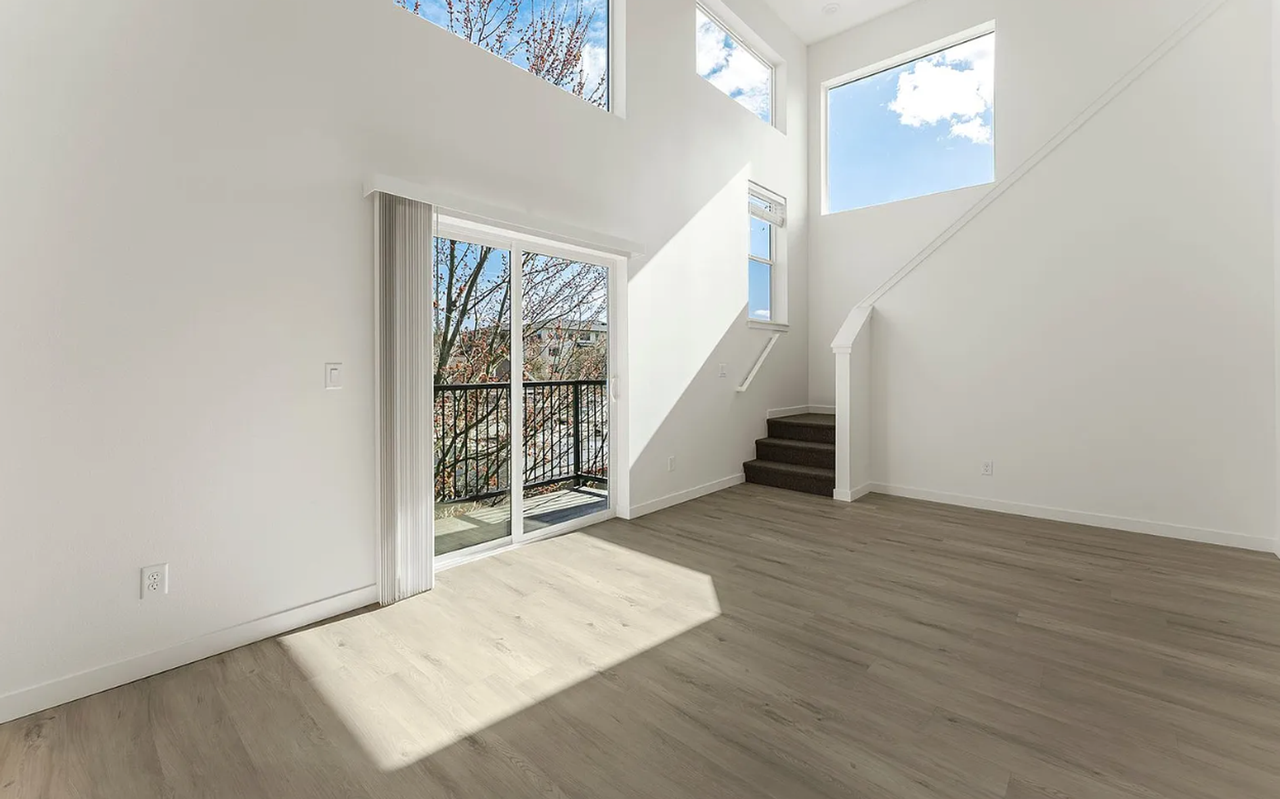 Redwood Lofts and Flats - Photo 5 of 37