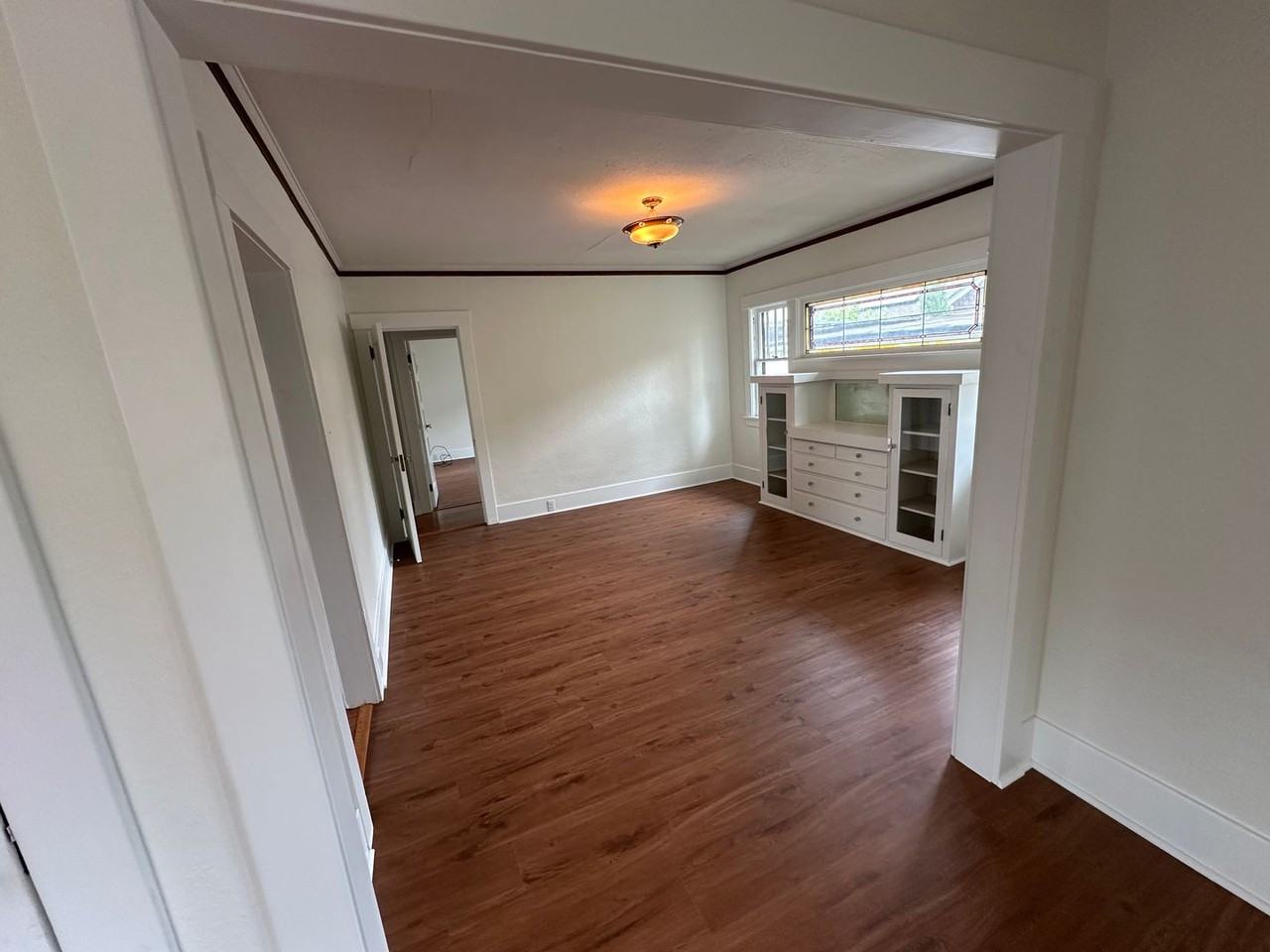 2414 N Lawrence St - Photo 7 of 32