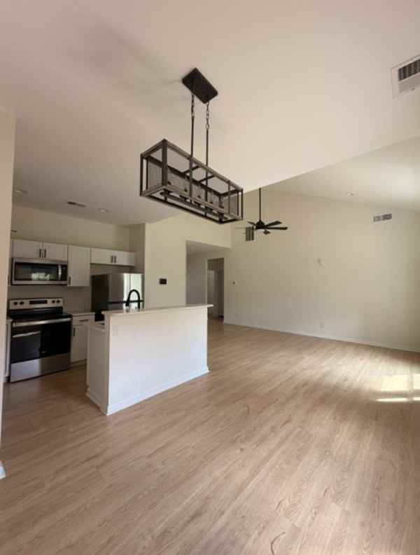3741 Humphrey Dr - Photo 7 of 22