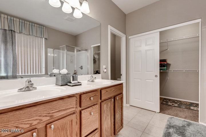 13546 W Port Royale Ln - Photo 4 of 14