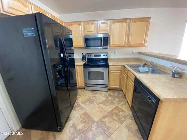 6724 N 129th Ln - Photo 4 of 15