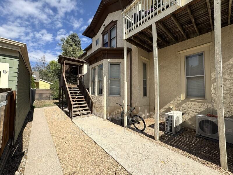 508 E Cache La Poudre St #103 - Photo 2 of 12