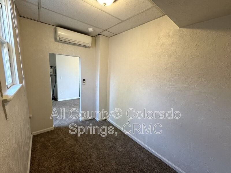 508 E Cache La Poudre St #103 - Photo 7 of 12