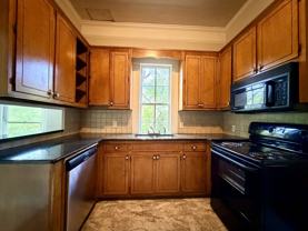 617 Spring St - Photo 1 of 1