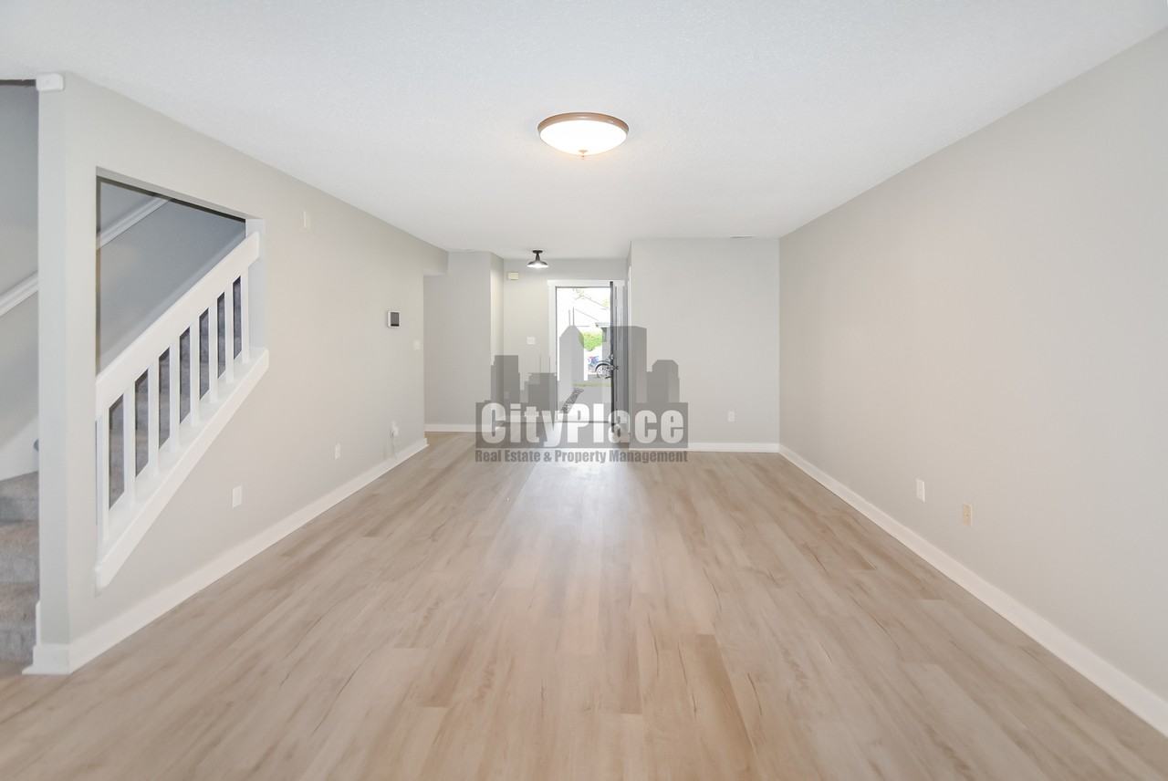 317 Harts Ford Way - Photo 7 of 30