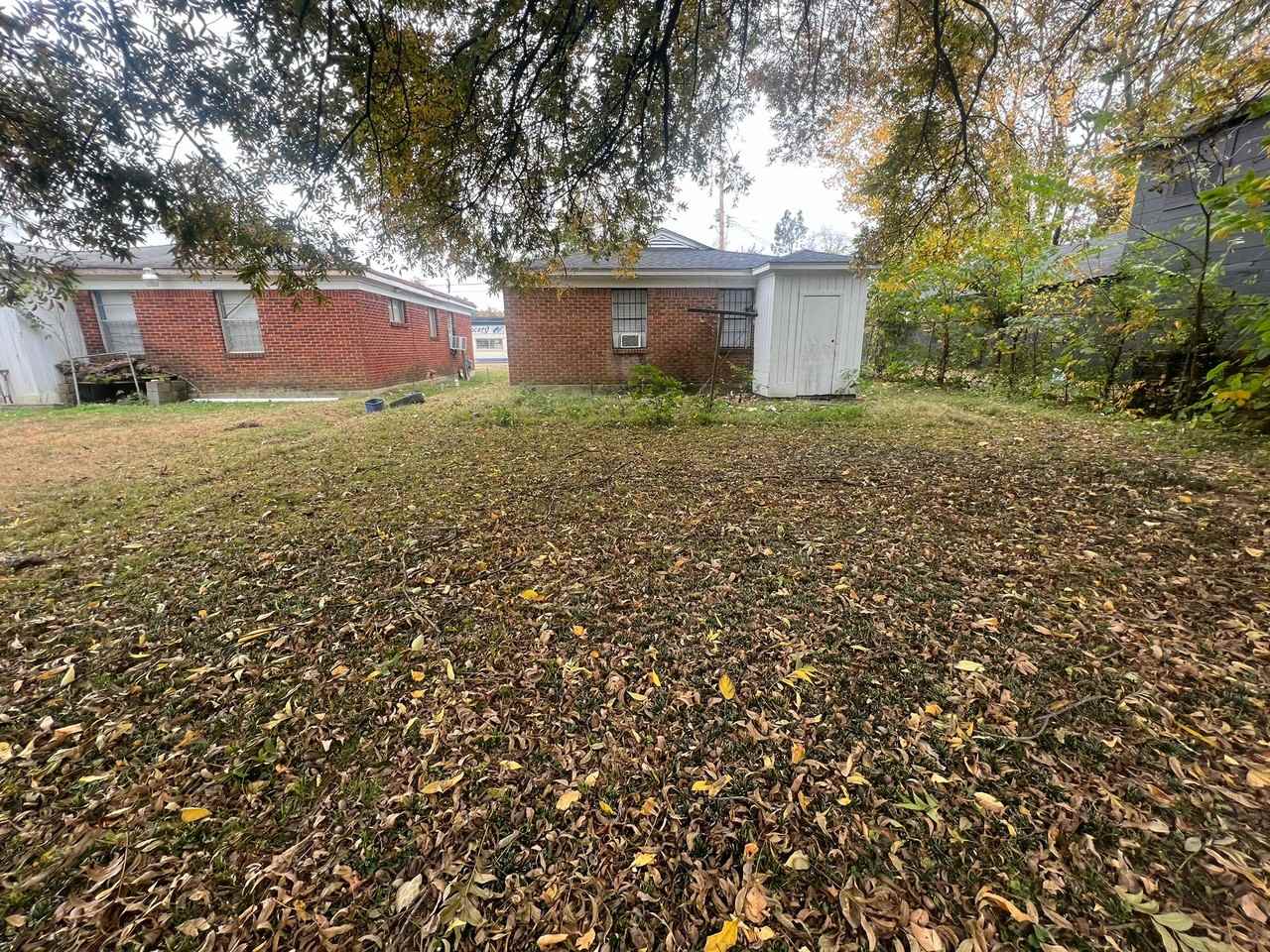 2070 Nedra Ave - Photo 2 of 5
