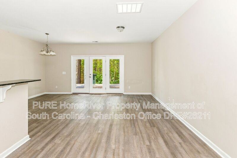 160 Buchanan Cir - Photo 3 of 42