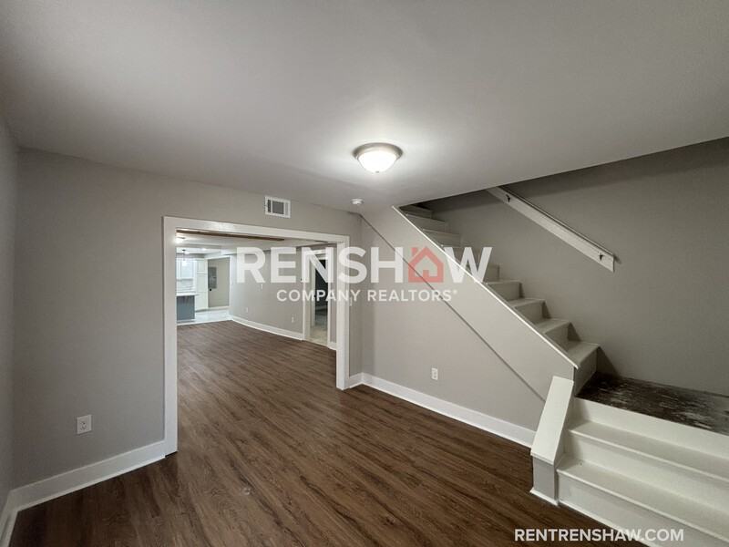 1294 Snowden Ave - Photo 2 of 25