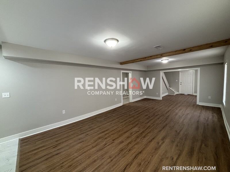 1294 Snowden Ave - Photo 5 of 25