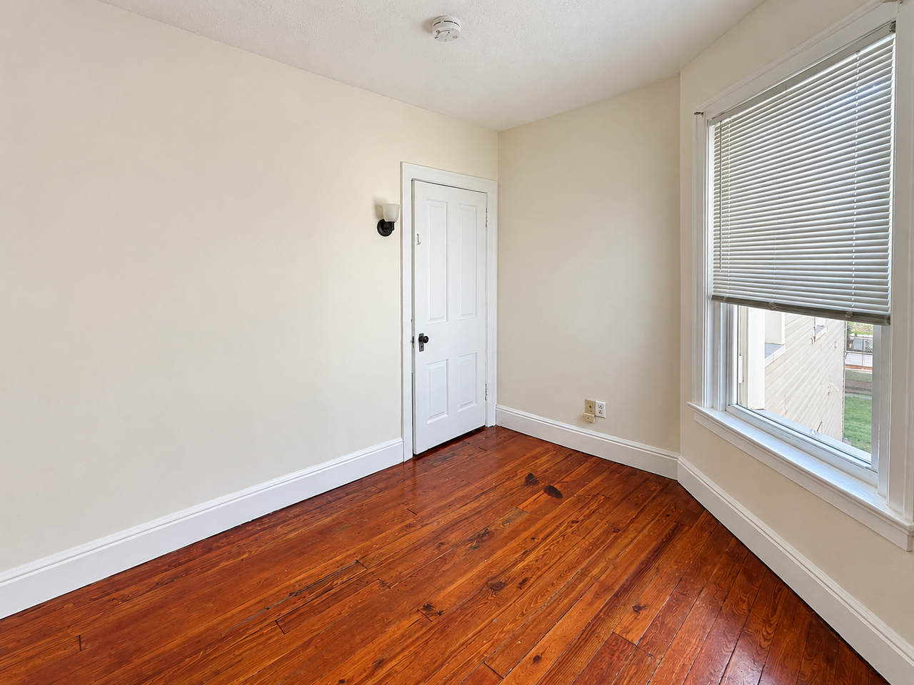 1120 Chestnut St - Photo 7 of 19