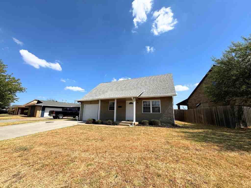 853 Cardan Pl - Photo 2 of 20