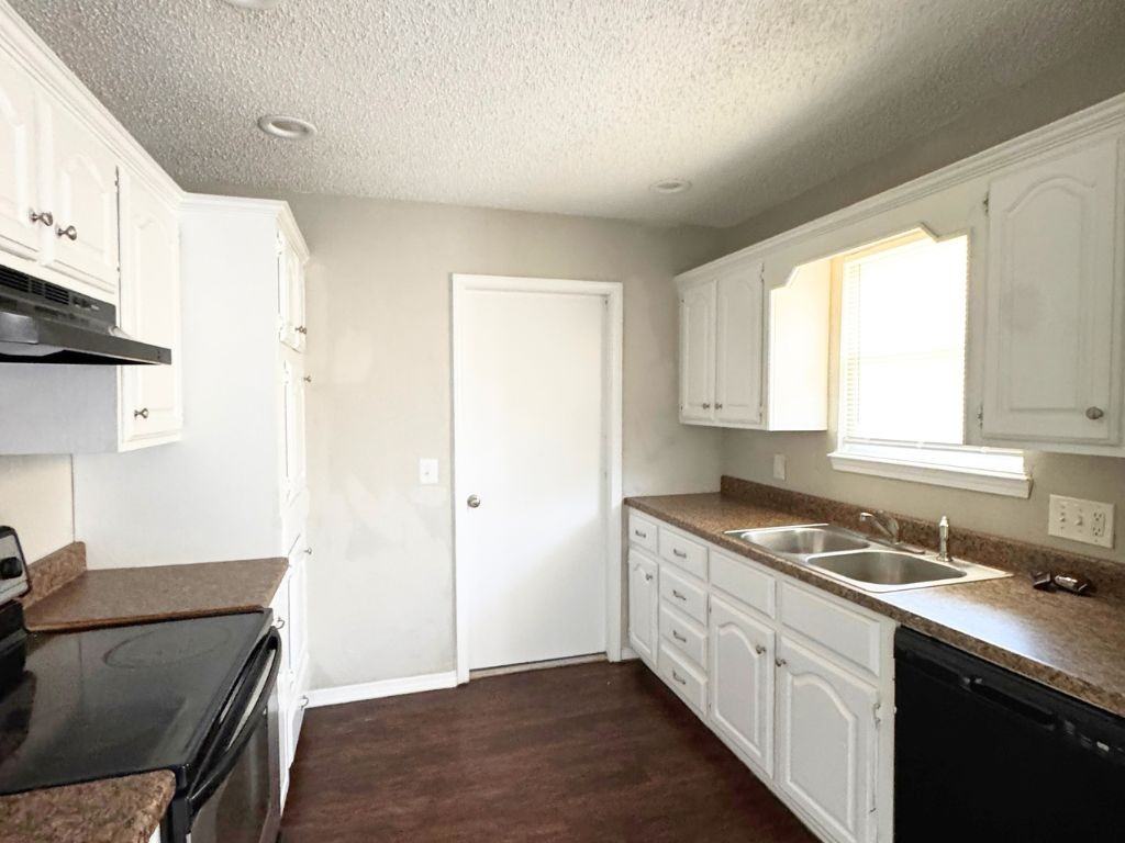 853 Cardan Pl - Photo 7 of 20