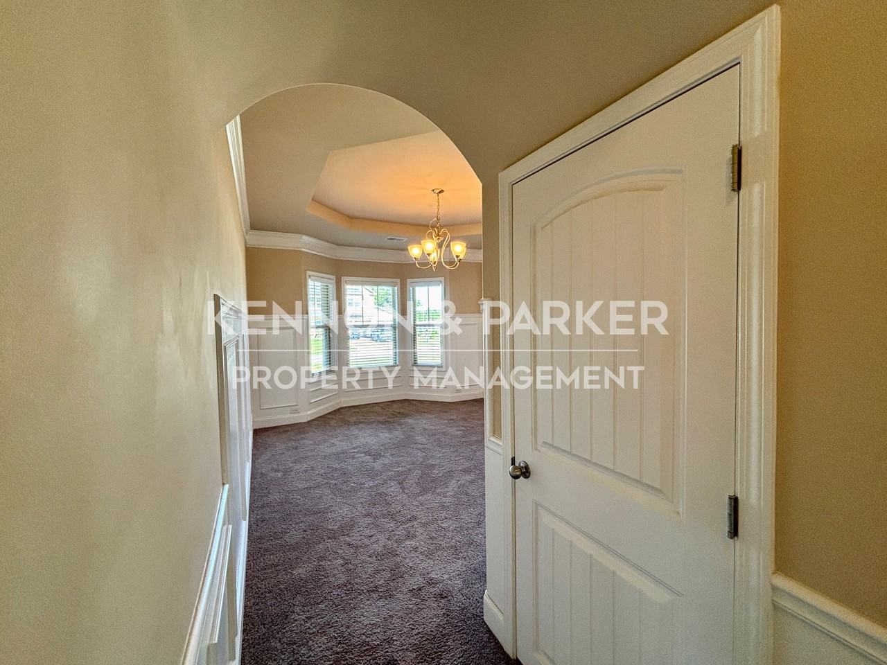 61 Utah St - Photo 5 of 40