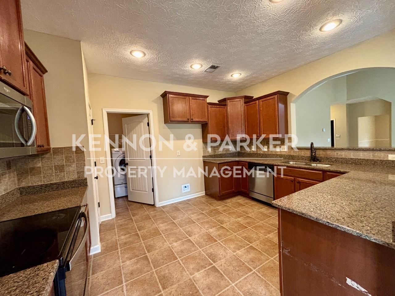 7377 Sorrel Ct - Photo 4 of 24