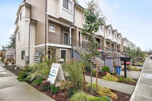 2309 Allenmore Brownstonesstate Street - Photo 1 of 1