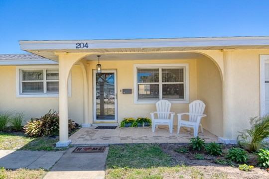 204 Rockefeller Dr #NA - Photo 2 of 13