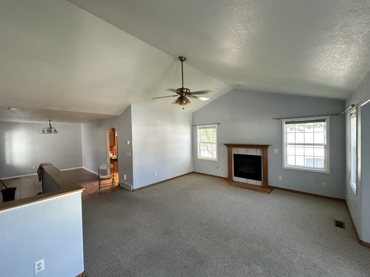 1409 W 6th St #NA - Photo 4 of 21