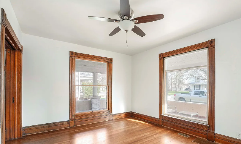 520 W Beardsley Ave - Photo 2 of 20