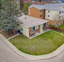 1939 33 St Sw #3 - Photo 1 of 1