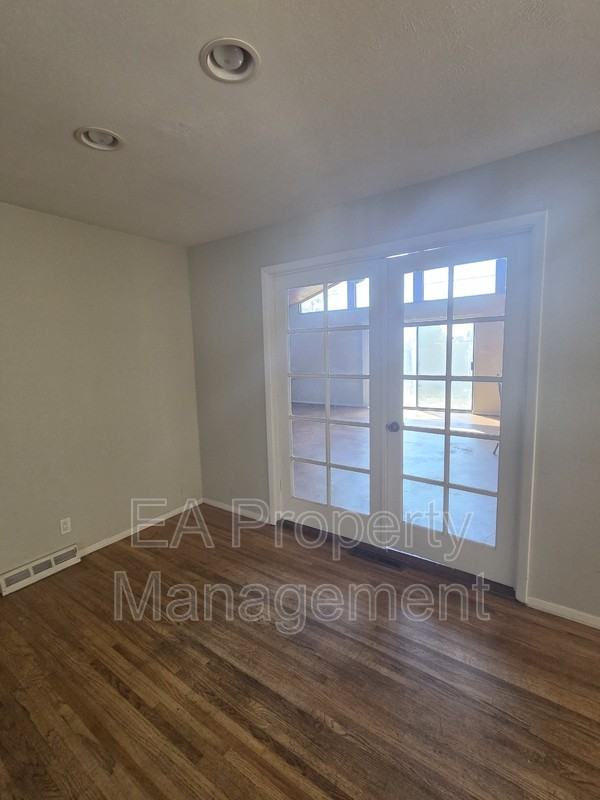 5008 Pojoaque Dr Nw - Photo 7 of 33