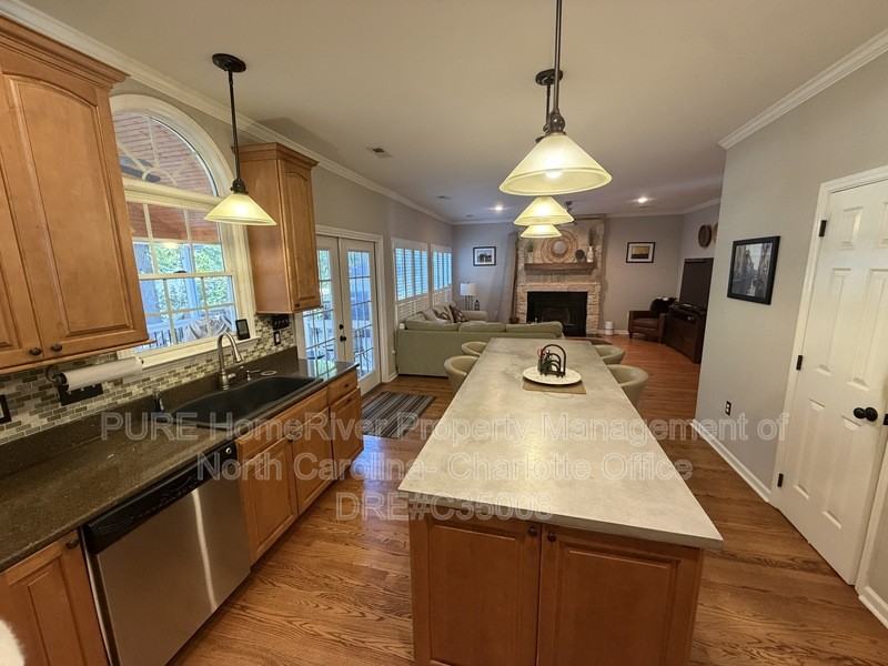 19934 Catamaran Ct - Photo 7 of 37