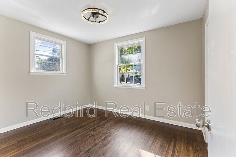 1205 Cline Ave #A - Photo 7 of 22