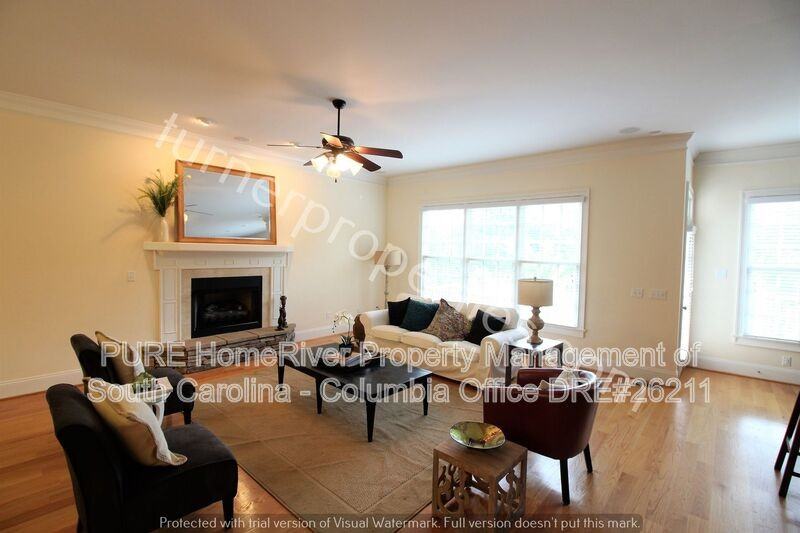 395 Highland Point Dr - Photo 3 of 35