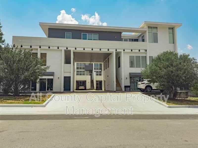 1507 North St #A - Photo 2 of 34