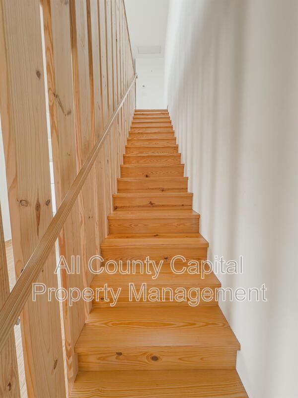 1507 North St #A - Photo 4 of 34