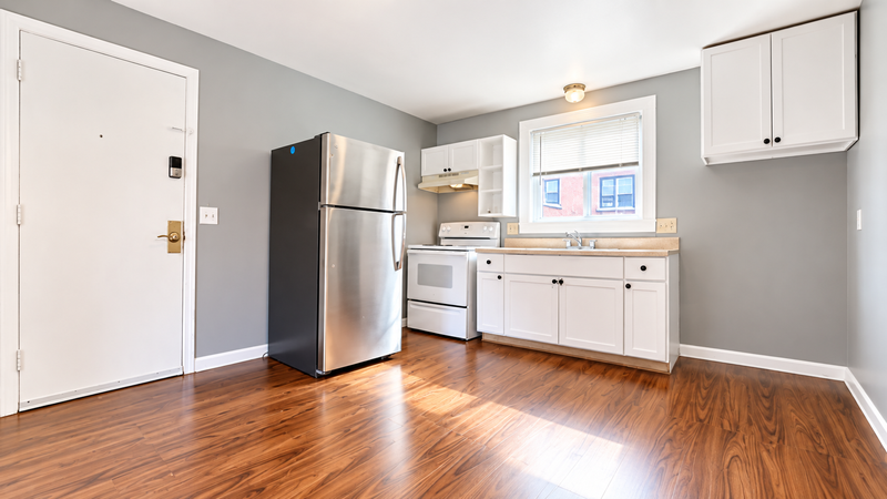340 Appleton St #4 - Photo 2 of 15
