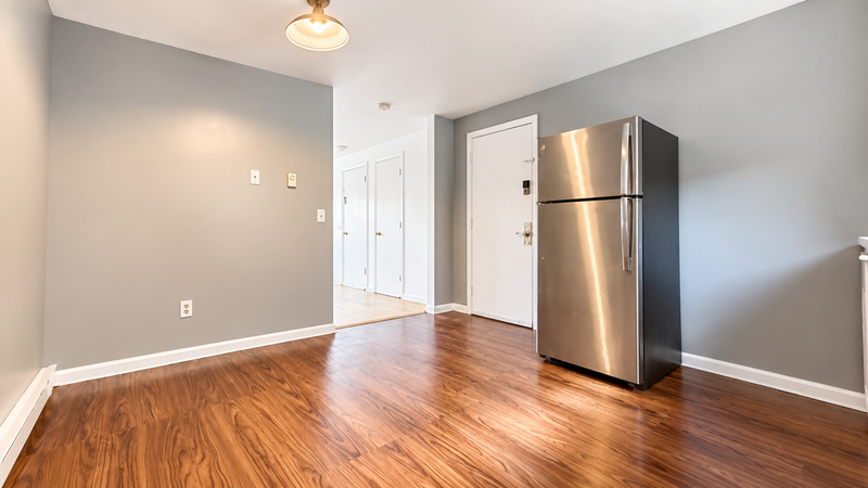 340 Appleton St #4 - Photo 3 of 15