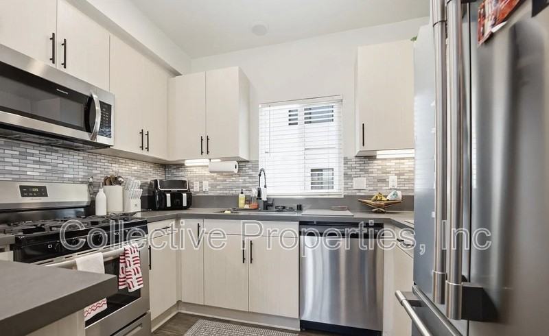 4464 Ocean View Blvd #1 - Photo 7 of 10