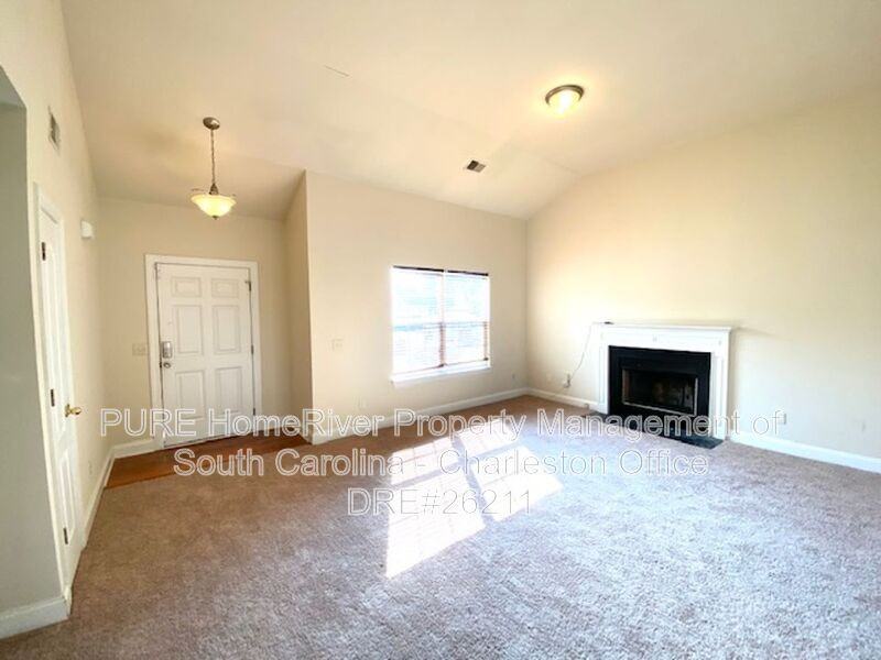 229 Equinox Cir - Photo 6 of 38