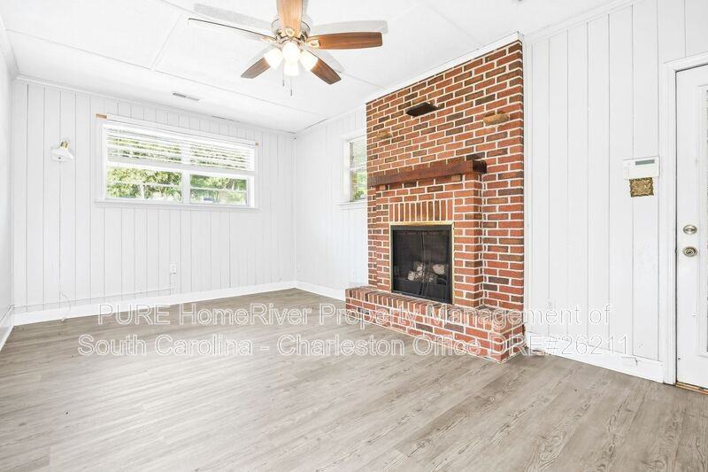 628 Constant Dr - Photo 5 of 21
