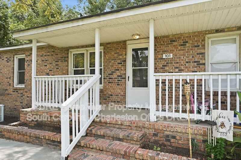 1831 Dayton St #101 - Photo 2 of 21