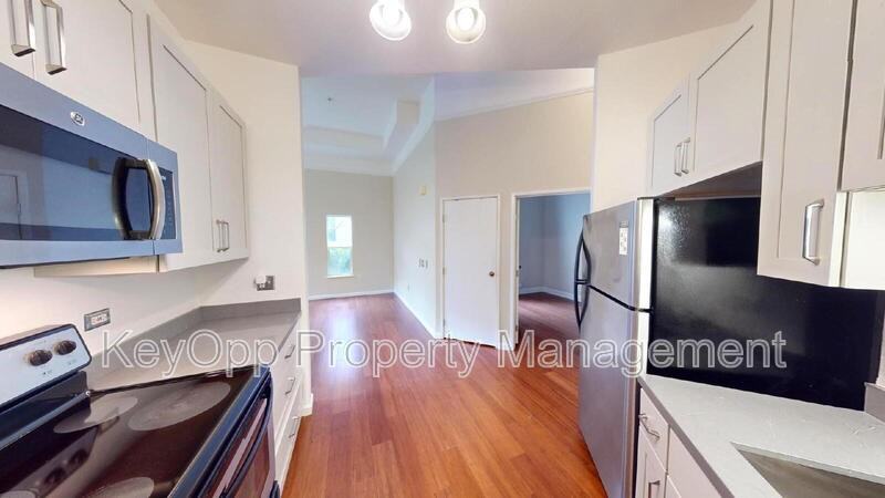 135 Valencia St #A105 - Photo 5 of 19