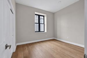 featured image of 376 3rd St #501
