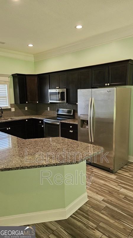 304 Durgin Dr - Photo 5 of 24