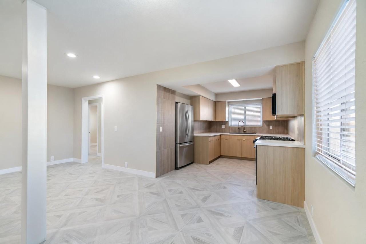 3775 El Dorado Blvd #2 - Photo 4 of 9