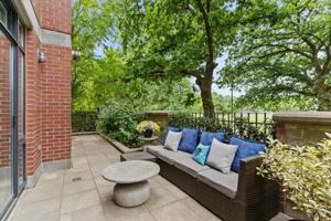 featured image of 2688 Vine St #111