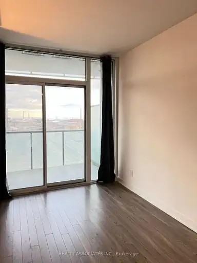 1 Market St #2807 - Photo 3 of 5