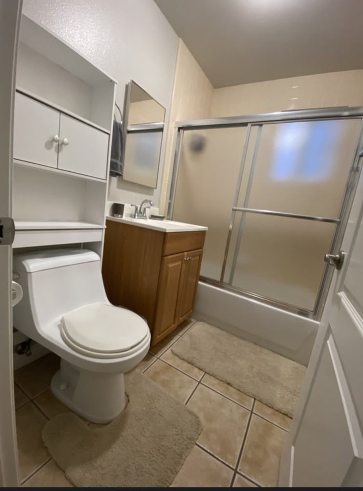 1032 W 125th St #3 - Photo 2 of 6