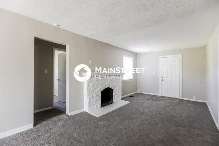12401 E 59th St - Photo 4 of 16